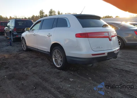 2013 Lincoln Mkt Ecoboost z USA, uszkodzony, nr VIN 2LMHJ5AT8DBL56898